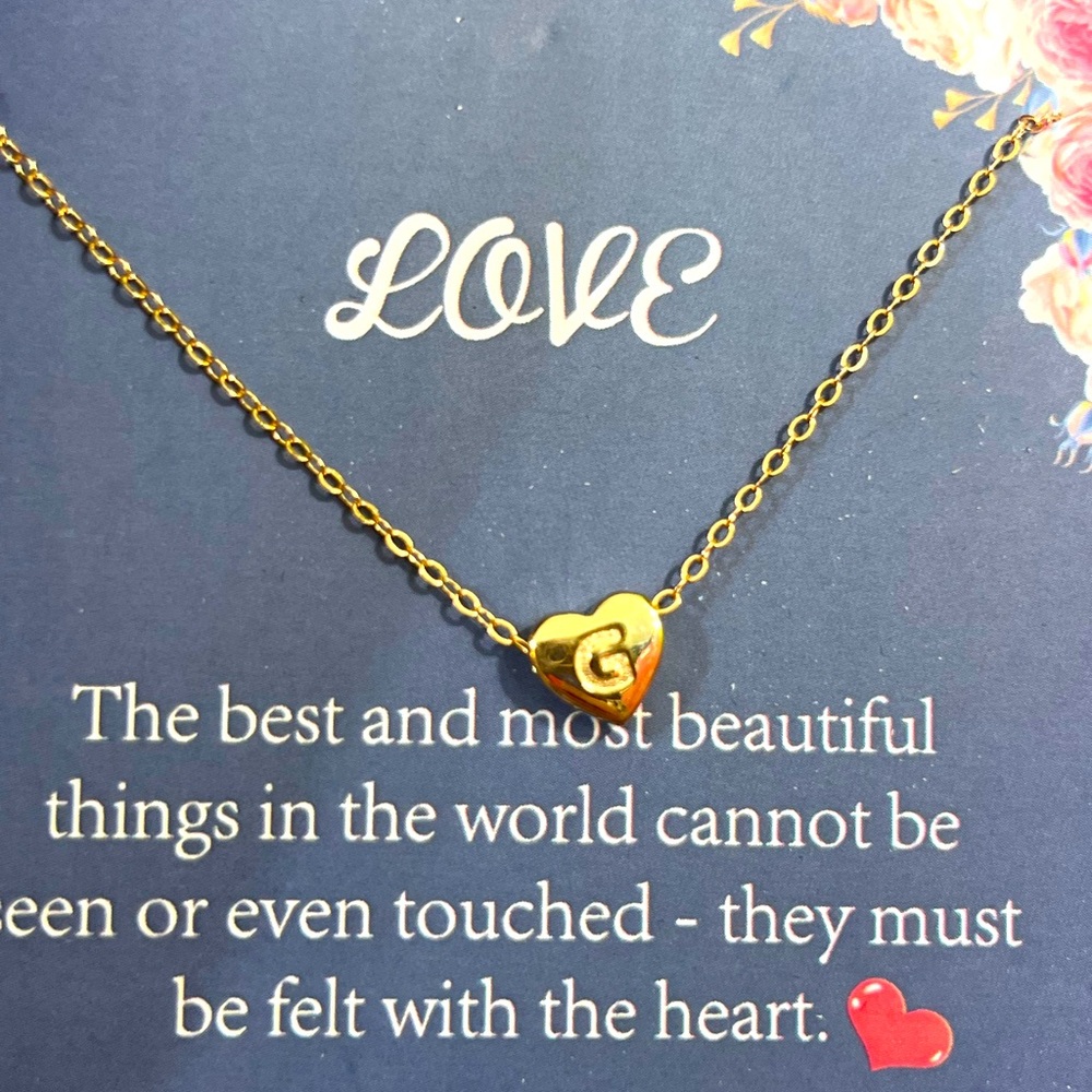 Monooc Initial G on Gold Heart Pendant Necklace 14K gold plating 16”-18” NEW